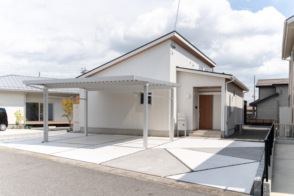 30代子育て夫婦のアイディアが楽しい平屋